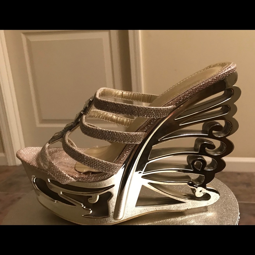 Gold slip-on platforms